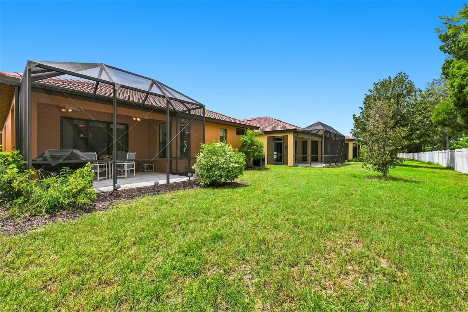 Single Family Residence at 229 SILVER FALLS DR, APOLLO BEACH, photo 27 of 77
