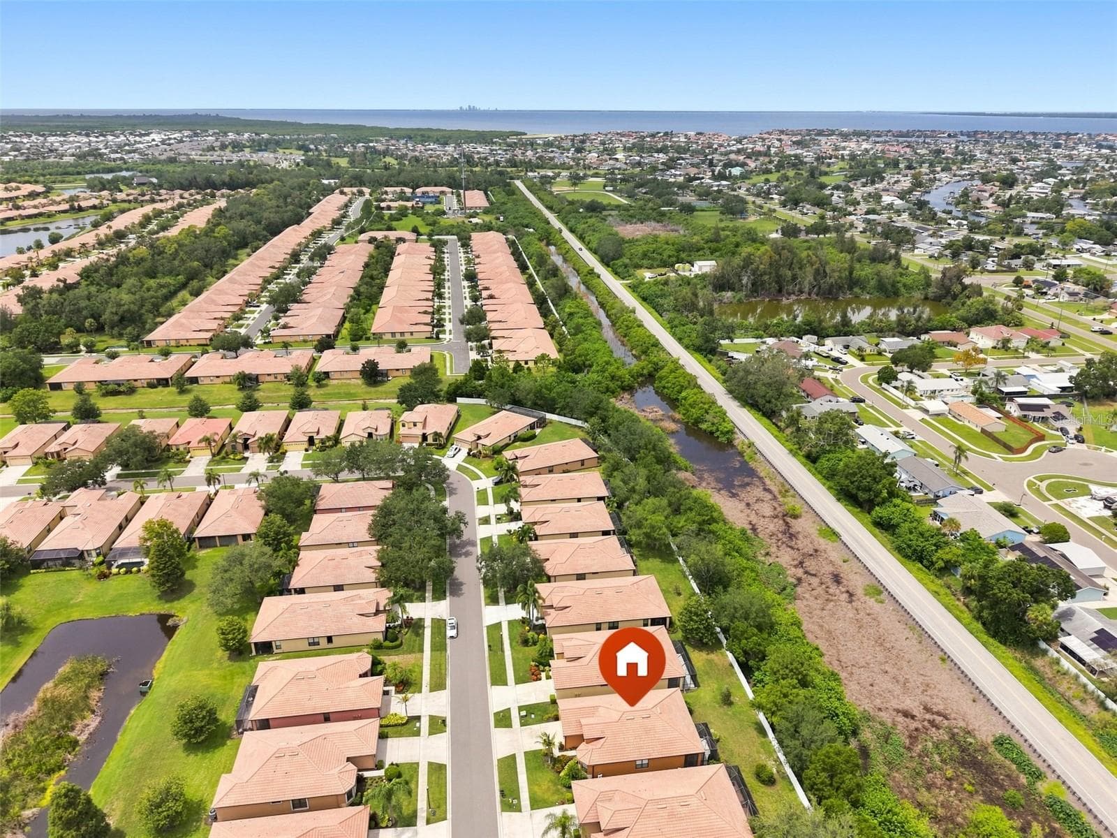 Single Family Residence at 229 SILVER FALLS DR, APOLLO BEACH, photo 46 of 77