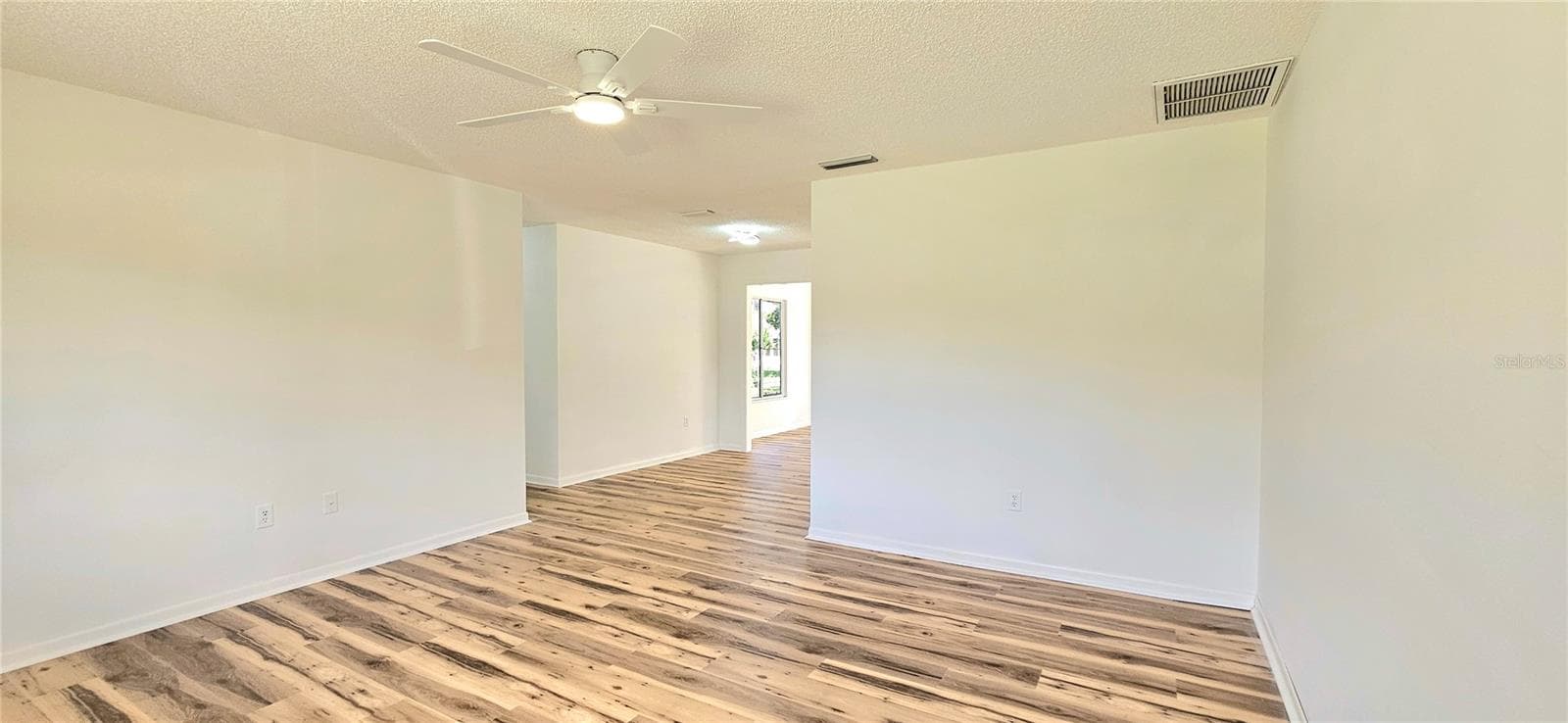 Single Family Residence at 8543 SW 107TH LN, OCALA, photo 8 of 40