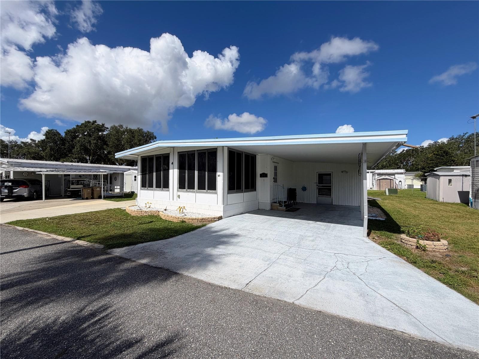 Mobile Home at 751 TRACI DR, LEESBURG, photo 2 of 23