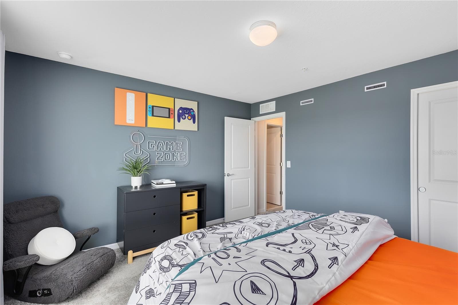 Model Home Design Only. Pictures and furnishings are for illustrative purposes only. Elevations, colors and options may vary. Furniture is for model home staging only. - 5114 MORNING DEW LANE, WEST MELBOURNE