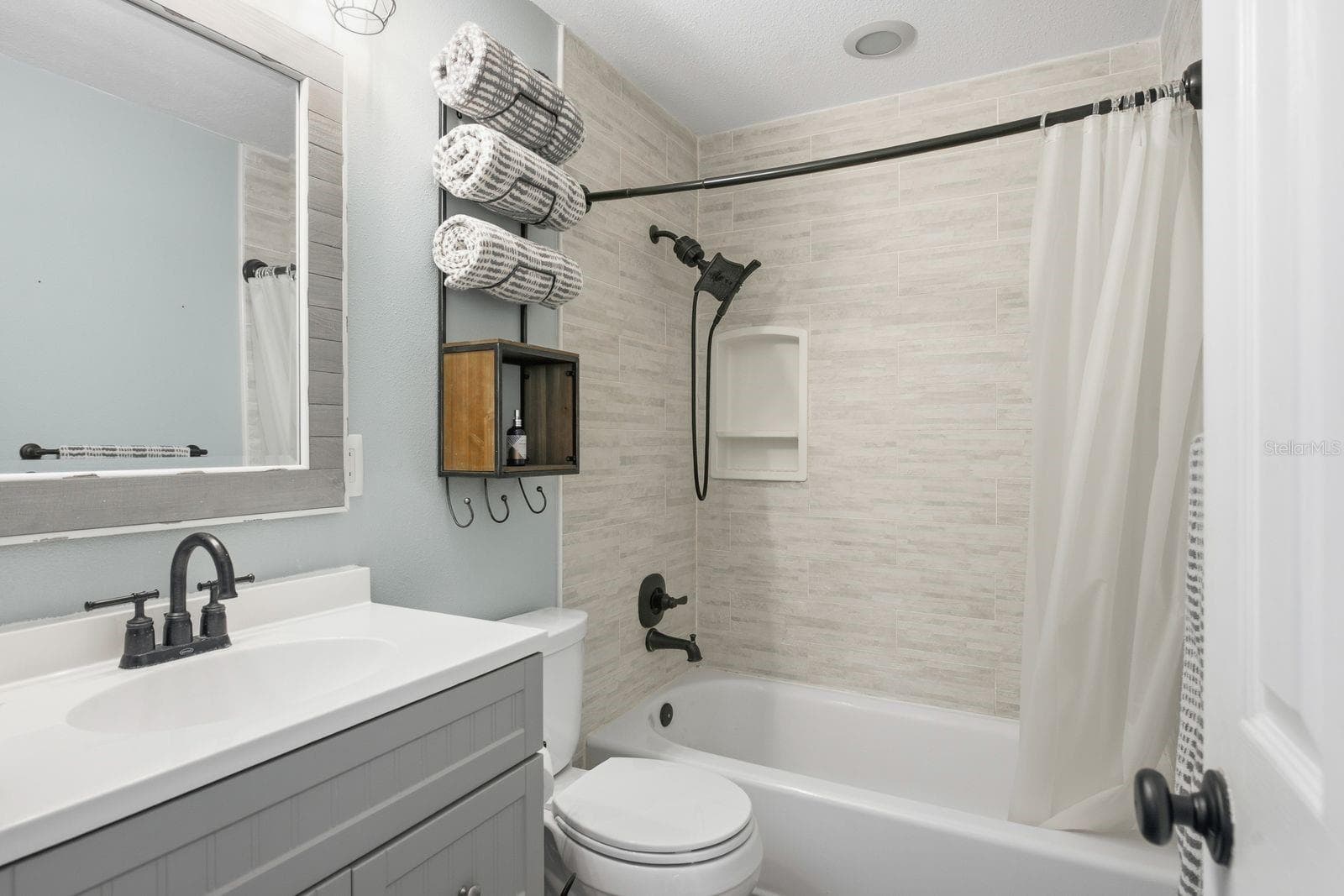 Beautifully updated guest bathroom. - 12620 115TH ST, LARGO