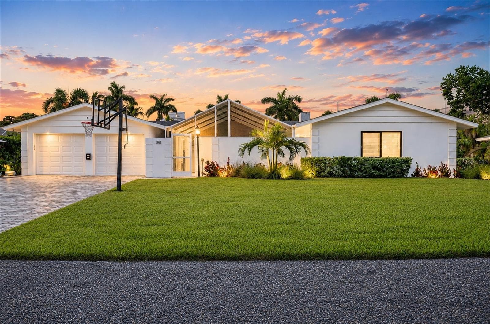 Single Family Residence at 1761 SANDALWOOD DR, SARASOTA, photo 6 of 81