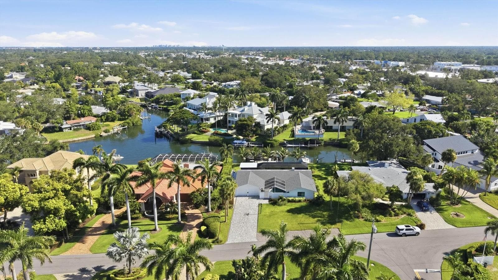 Single Family Residence at 1761 SANDALWOOD DR, SARASOTA, photo 7 of 81