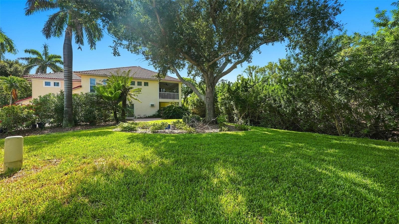 Half Duplex at 12402 HARBOUR LANDINGS DR, CORTEZ, photo 32 of 50