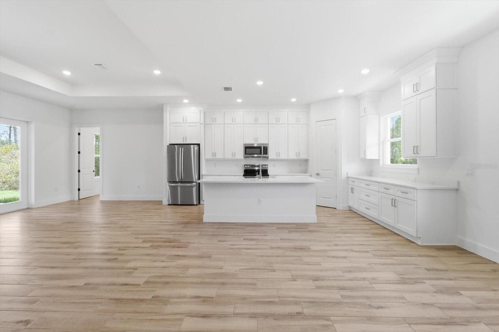 Single Family Residence at 6534 N HARCROSS AVE, DUNNELLON, photo 15 of 46