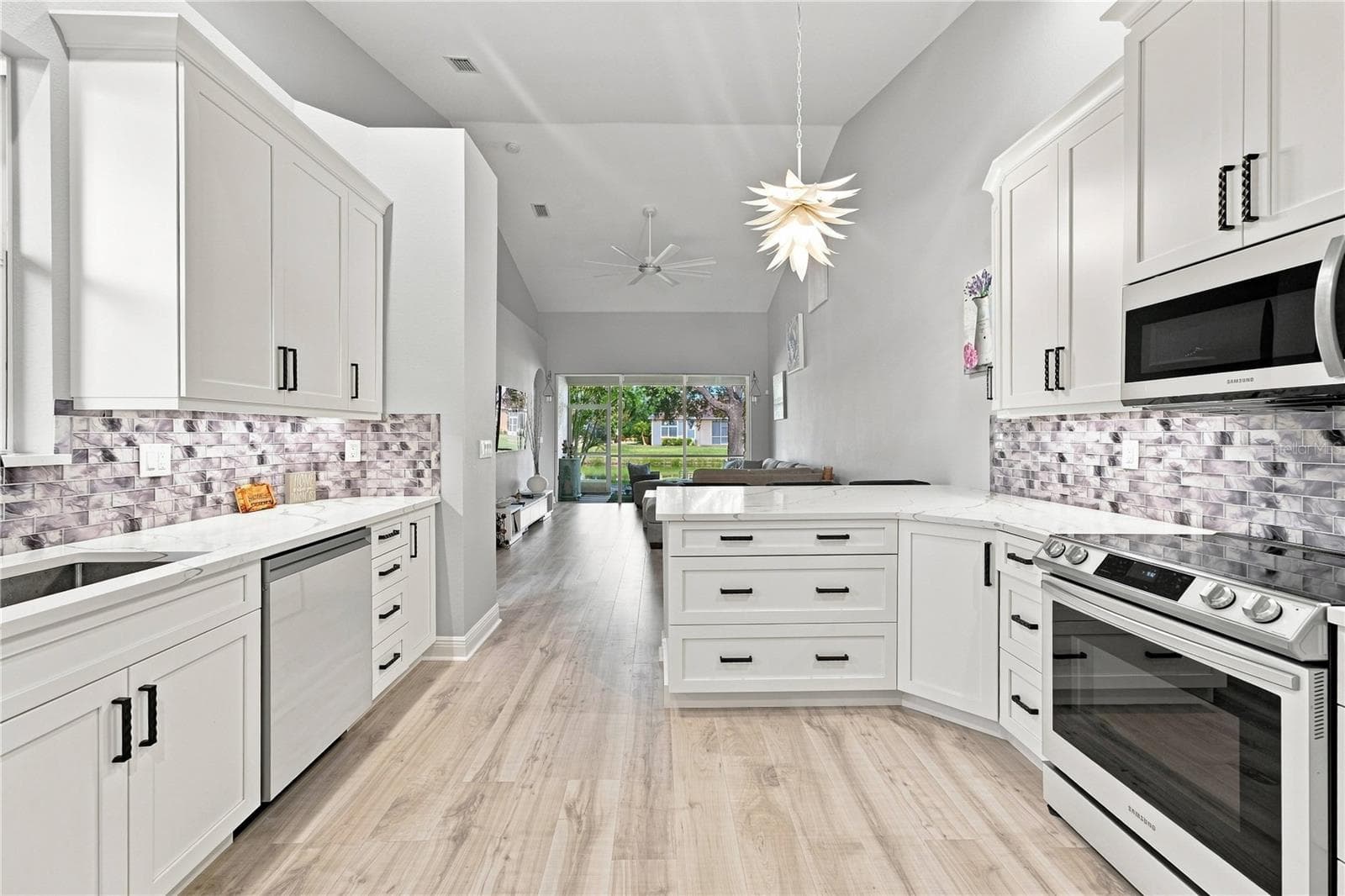 Kitchen - 4361 TURNBERRY CIR, NORTH PORT