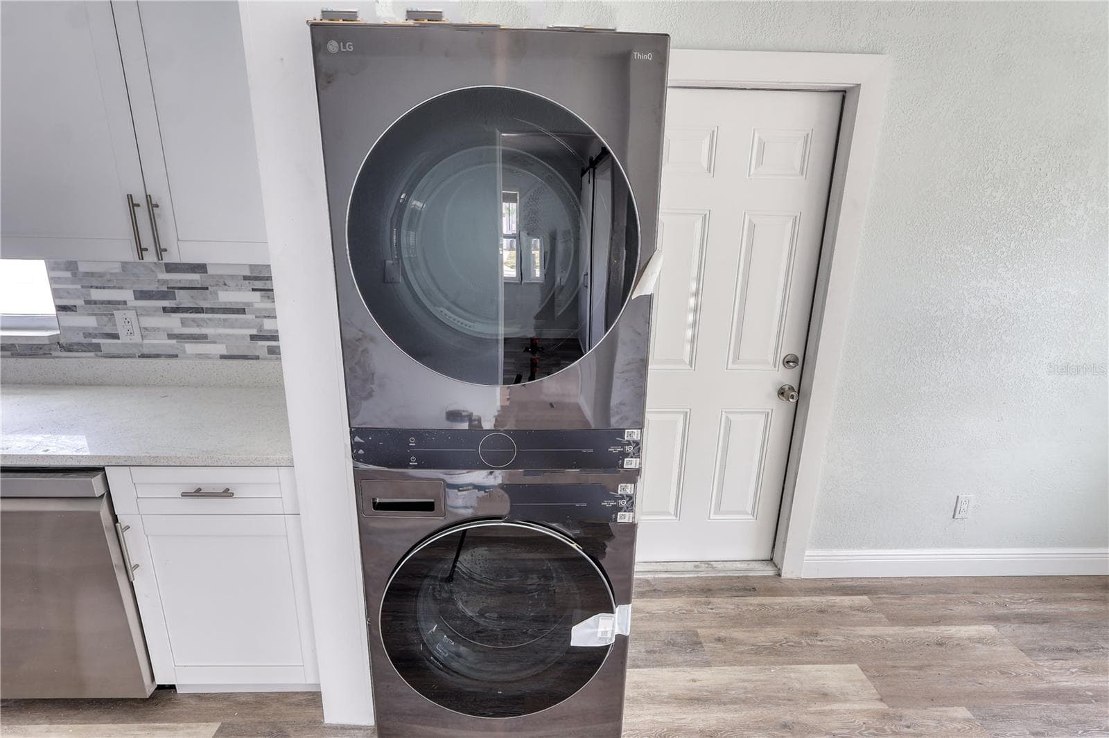 Waasher & Dryer in every unit - 116 44TH ST S, ST PETERSBURG