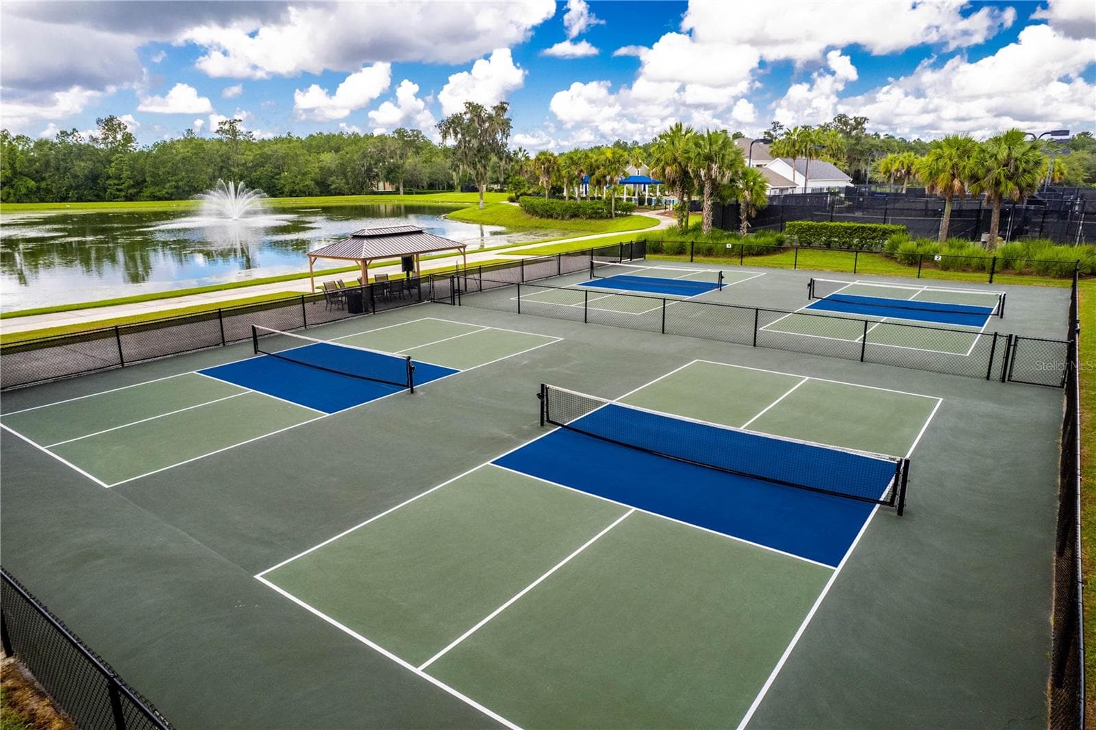 pickleball courts - 5043 SOUTHERN VALLEY LOOP, BROOKSVILLE