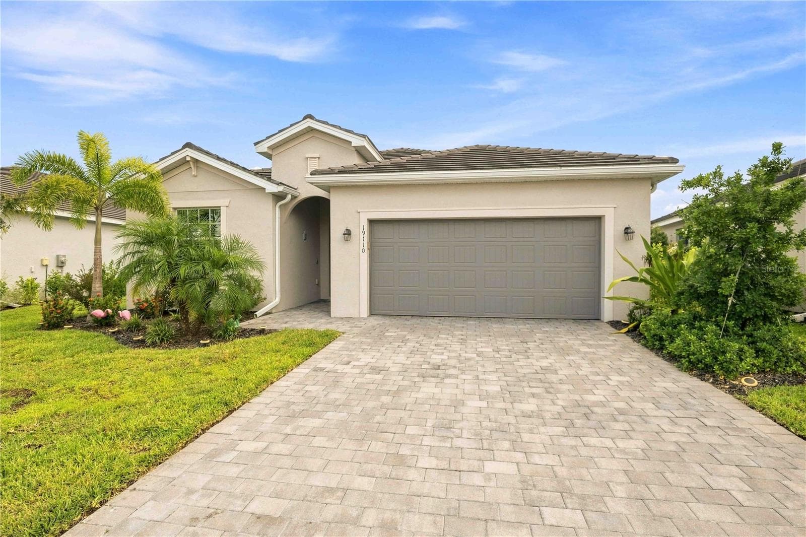 Single Family Residence at 19110 MOSCATO CT, VENICE, photo 3 of 75