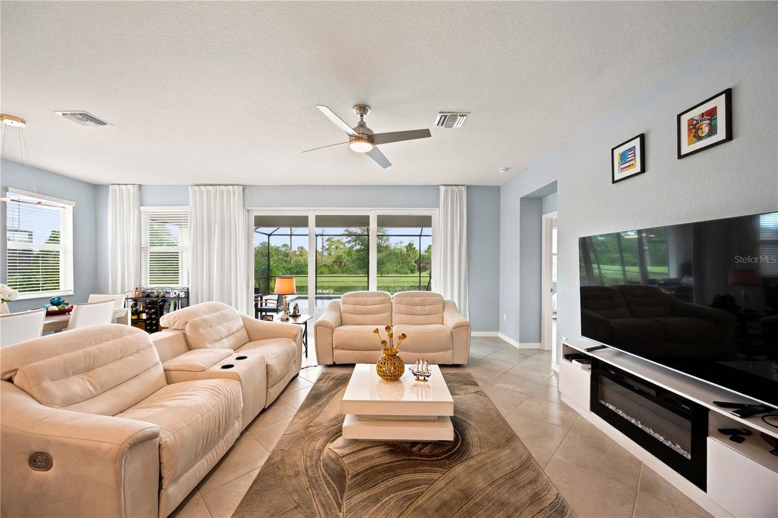 Single Family Residence at 19110 MOSCATO CT, VENICE, photo 16 of 75