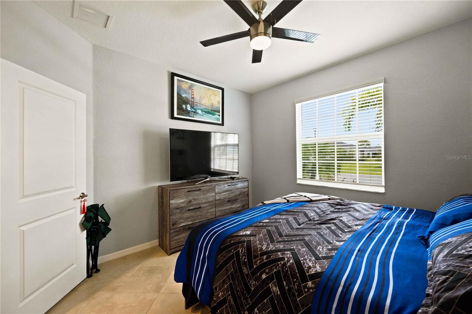 Single Family Residence at 19110 MOSCATO CT, VENICE, photo 33 of 75