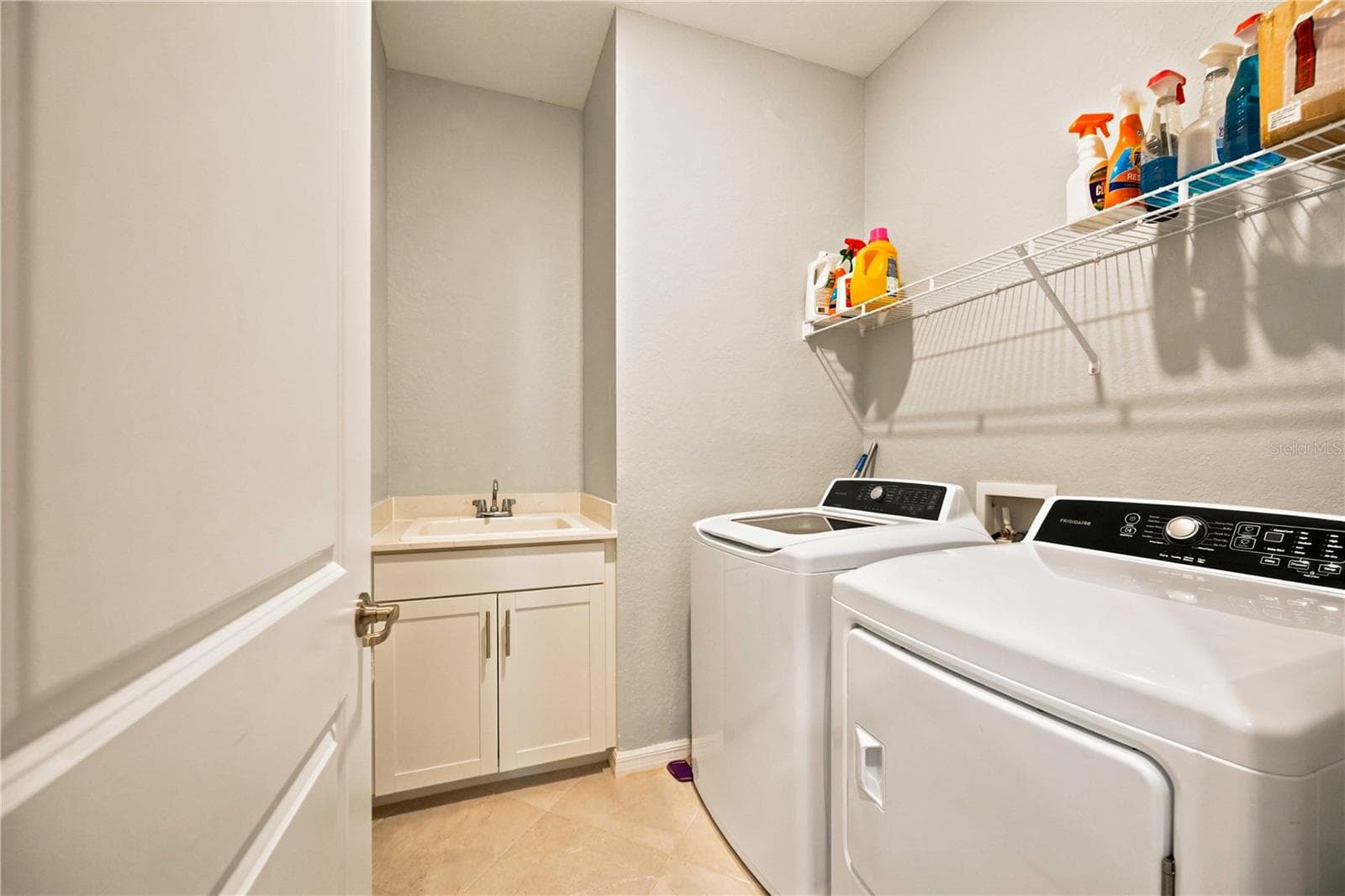 Single Family Residence at 19110 MOSCATO CT, VENICE, photo 40 of 75