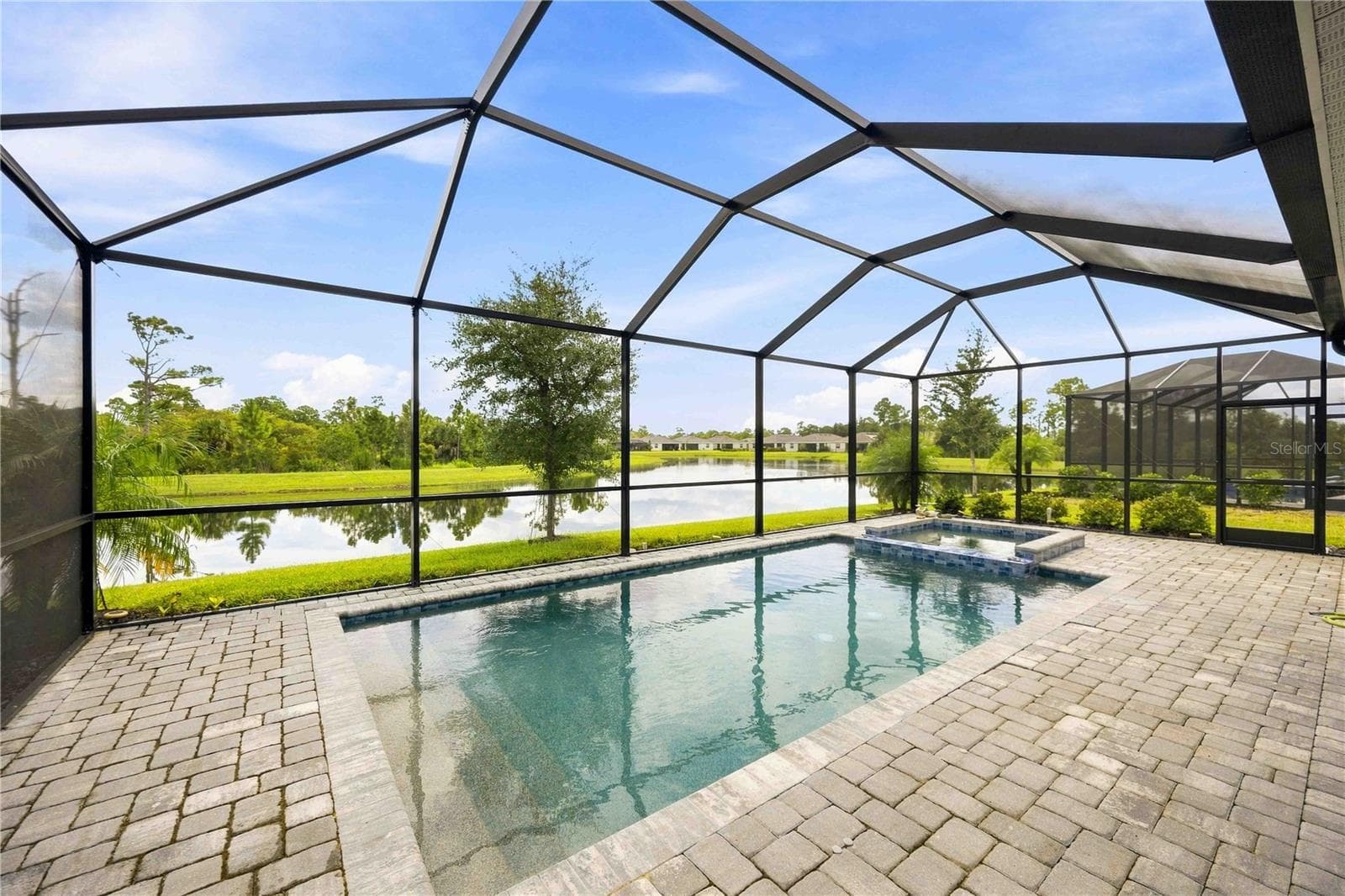 Single Family Residence at 19110 MOSCATO CT, VENICE, photo 52 of 75
