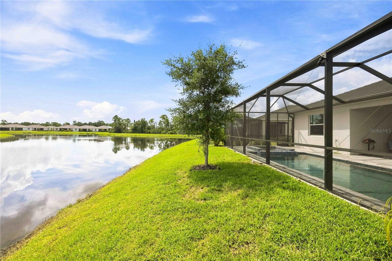 Single Family Residence at 19110 MOSCATO CT, VENICE, photo 57 of 75