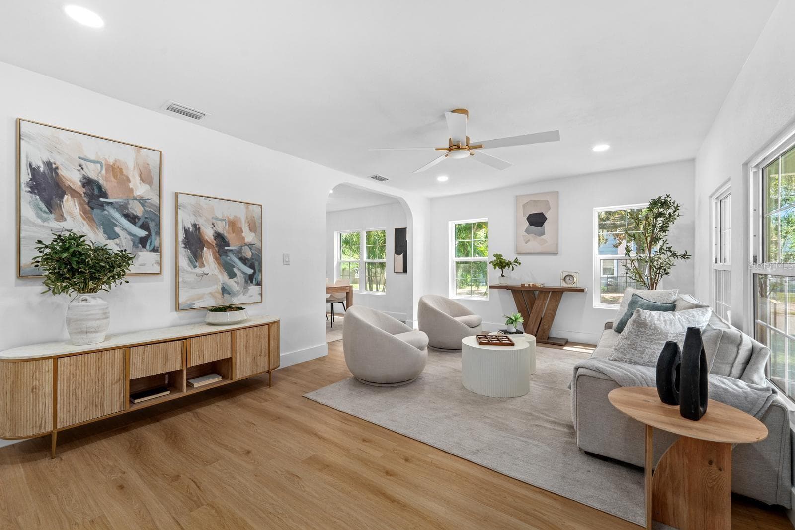 Living Room - 1230 E HENRY AVE, TAMPA