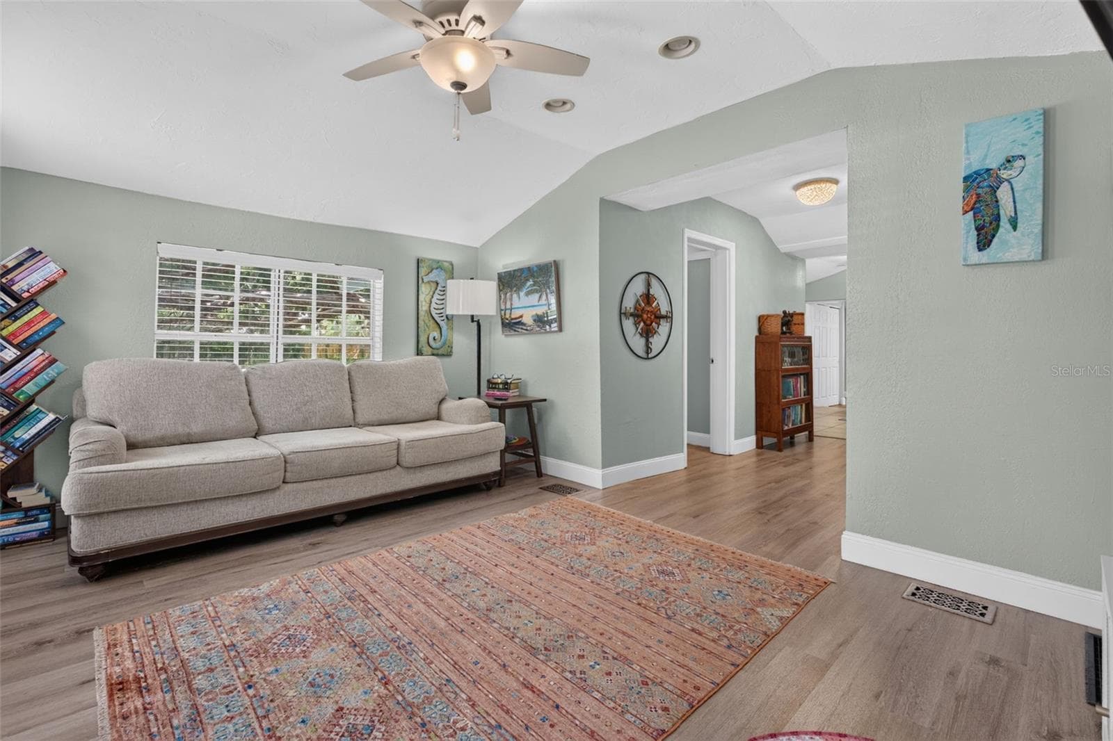 Single Family Residence at 5161 RENA ST N, ST PETERSBURG, photo 4 of 24