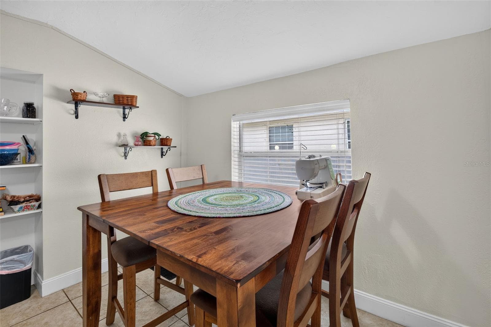 Single Family Residence at 5161 RENA ST N, ST PETERSBURG, photo 9 of 24