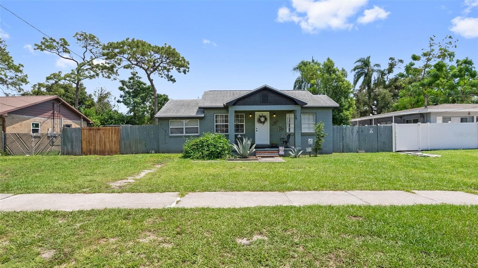 Single Family Residence at 8709 EL PORTAL DR, TAMPA, photo 31 of 41