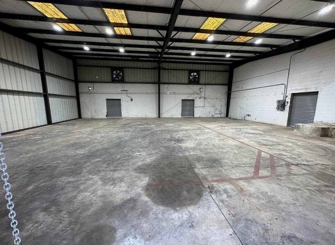 Warehouse at 1604 OLIVE ST, LAKELAND, photo 9 of 13