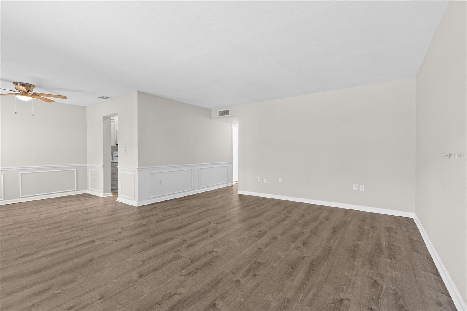 Condominium at 350 79TH AVE N #134, ST PETERSBURG, photo 3 of 25