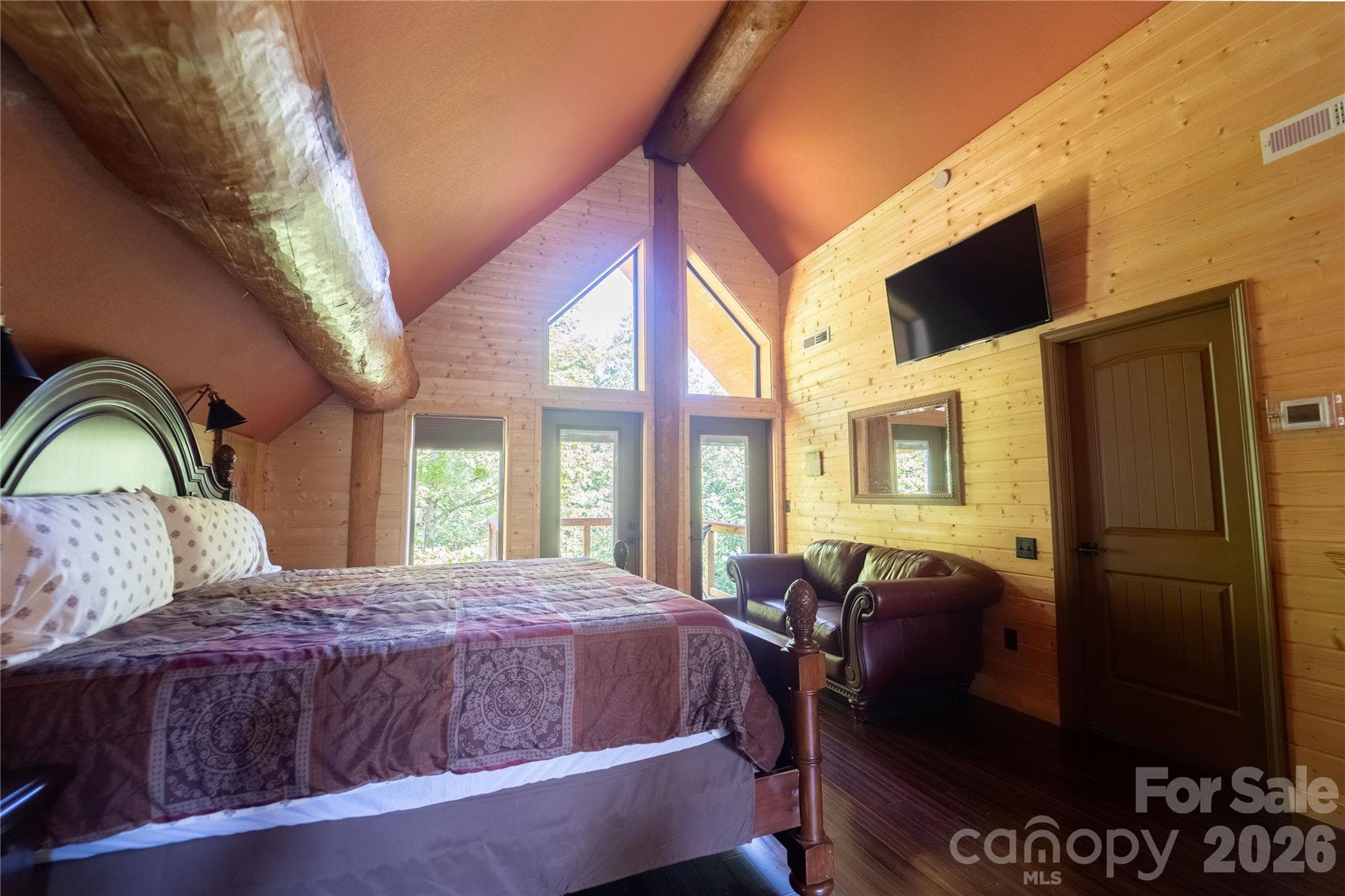 loft bedroom - 142 W Southwood Drive, Brevard
