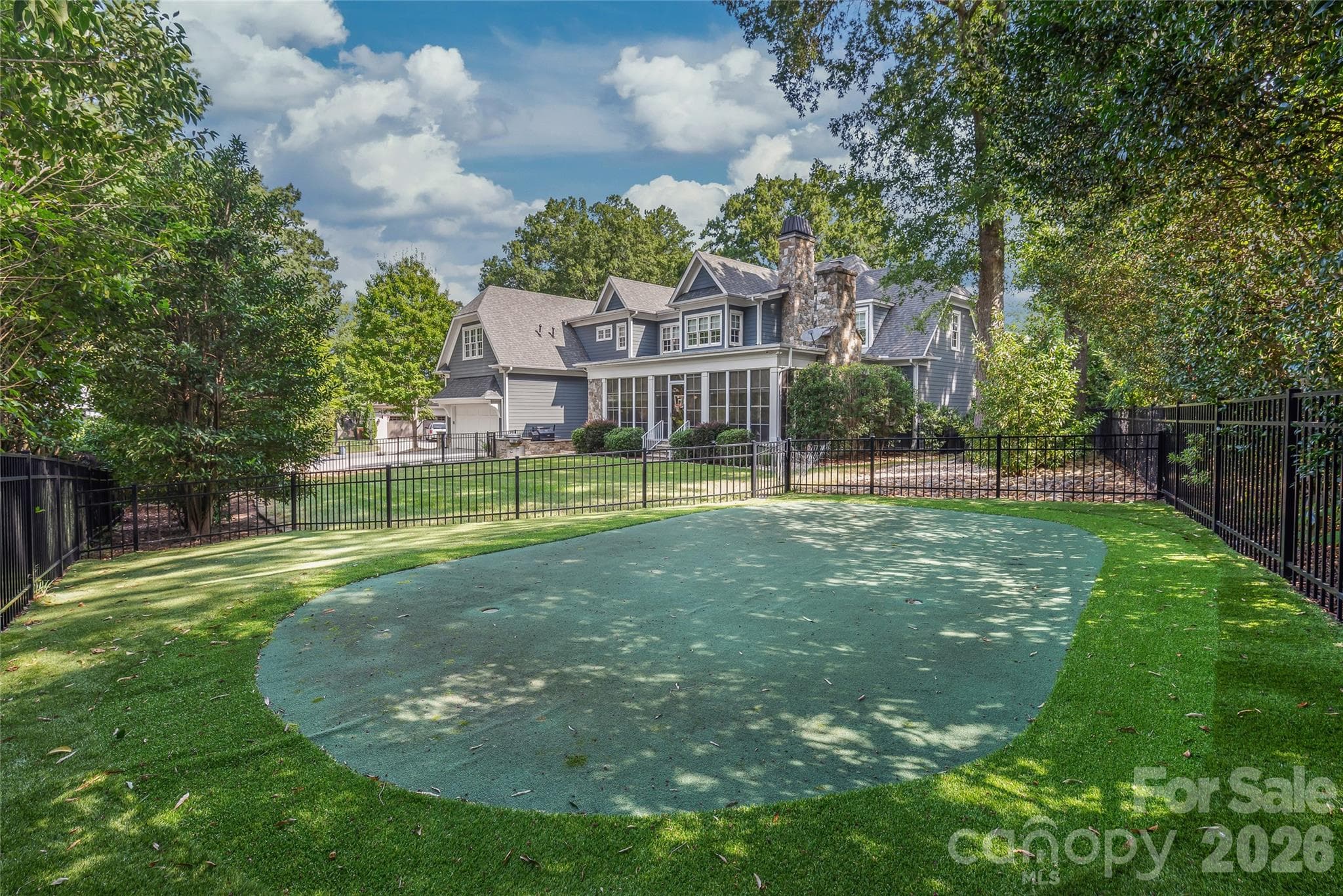 Sharpen your skills on your fenced putting green - 2800 Wintergreen Drive, Charlotte
