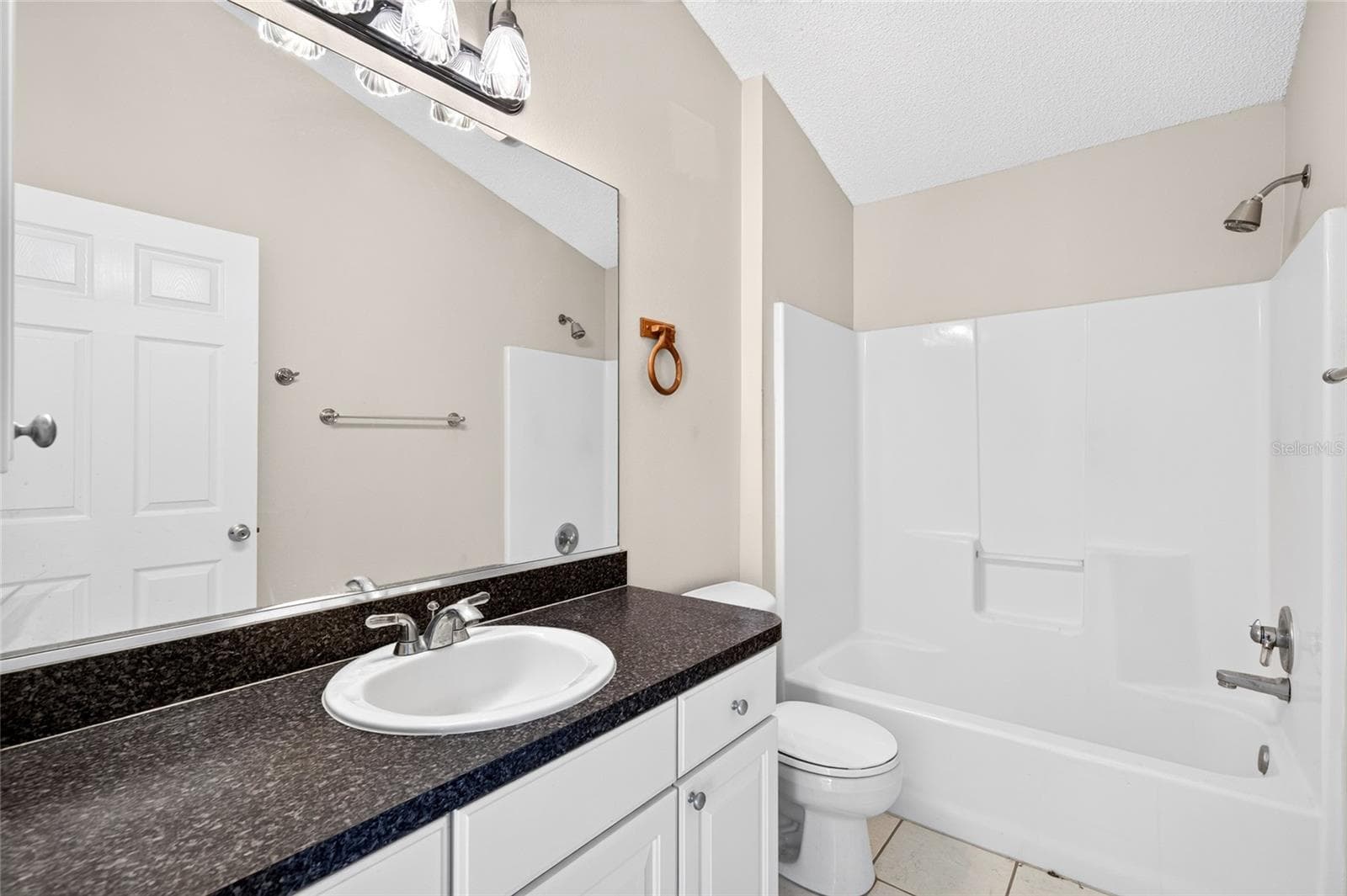 Villa at 8620 SE 166TH BIRCHBROOK LOOP, THE VILLAGES, photo 19 of 40