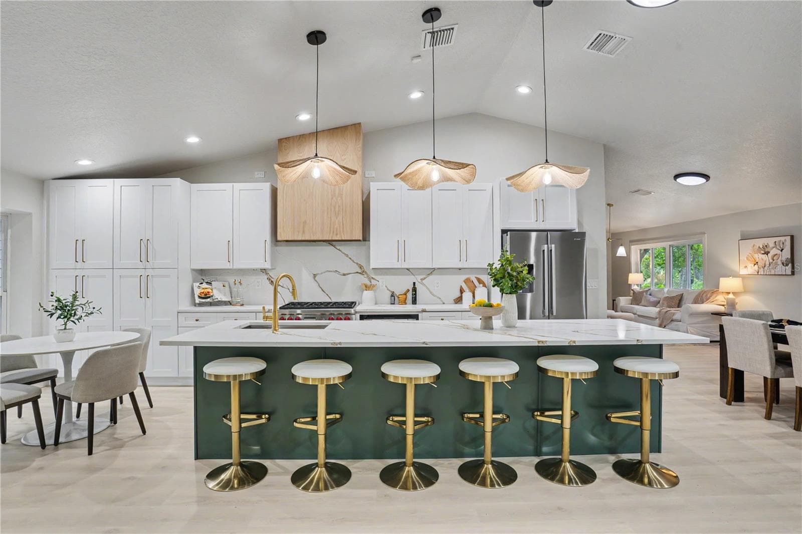 Single Family Residence at 12511 PALOMINO CT, TAMPA, photo 14 of 79