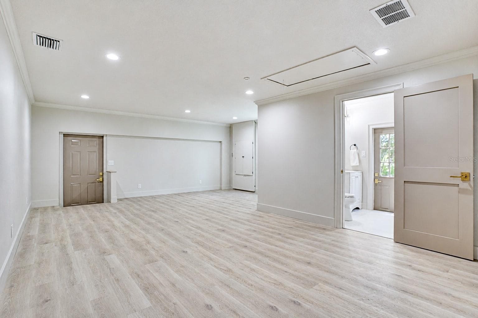 Single Family Residence at 12511 PALOMINO CT, TAMPA, photo 53 of 79