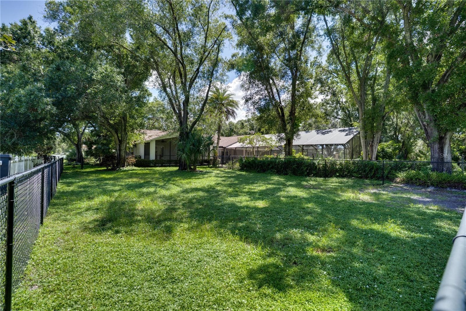 Single Family Residence at 12511 PALOMINO CT, TAMPA, photo 68 of 79