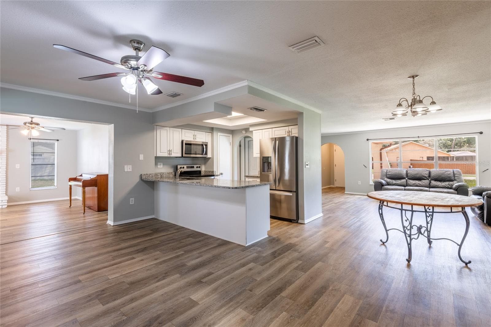Open floor plan! - 1257 FINLAND DR, SPRING HILL