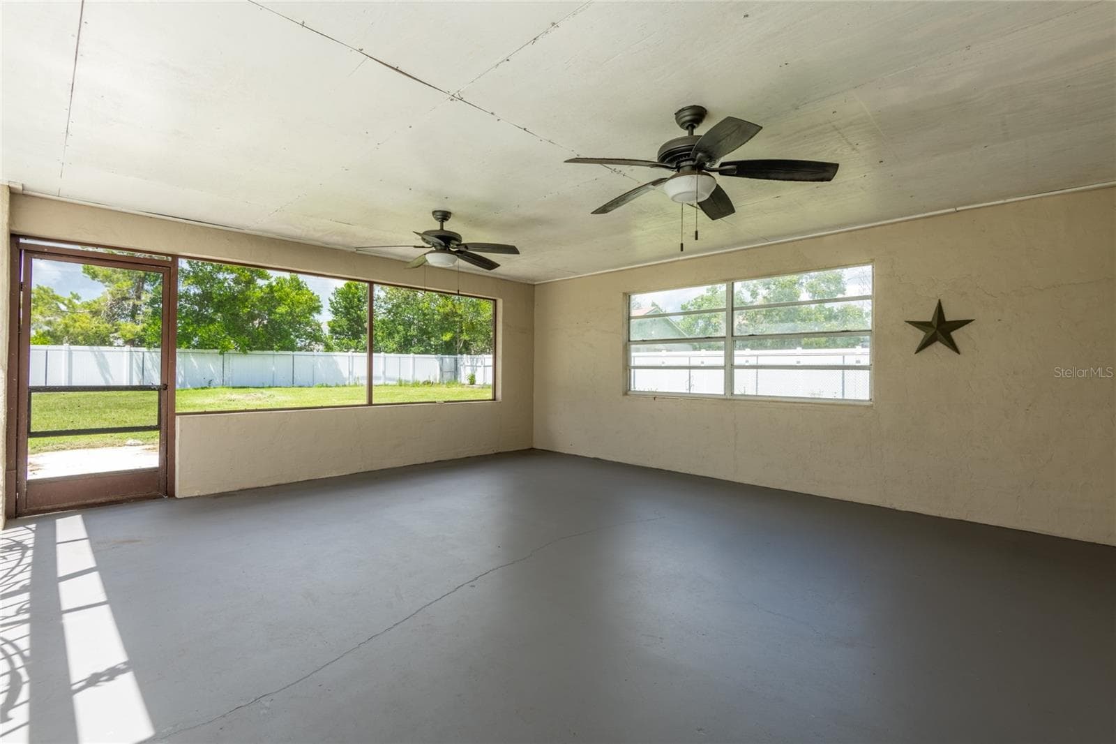 Single Family Residence at 1257 FINLAND DR, SPRING HILL, photo 39 of 54
