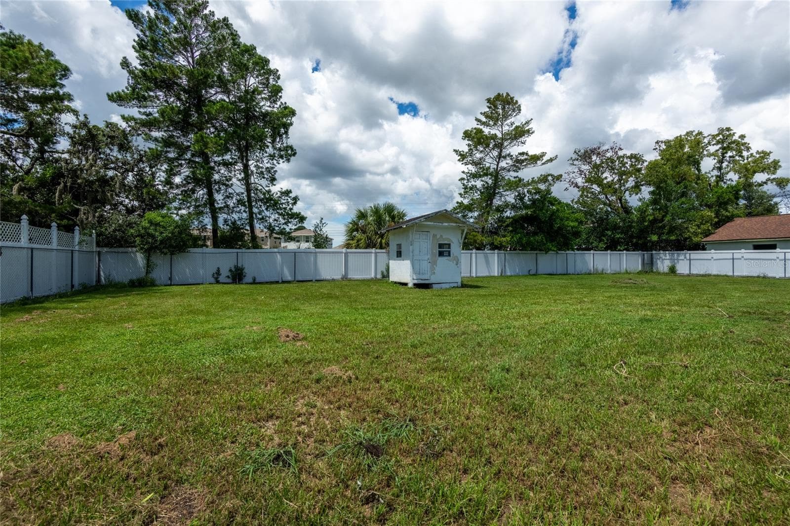 Large fenced in yard! - 1257 FINLAND DR, SPRING HILL