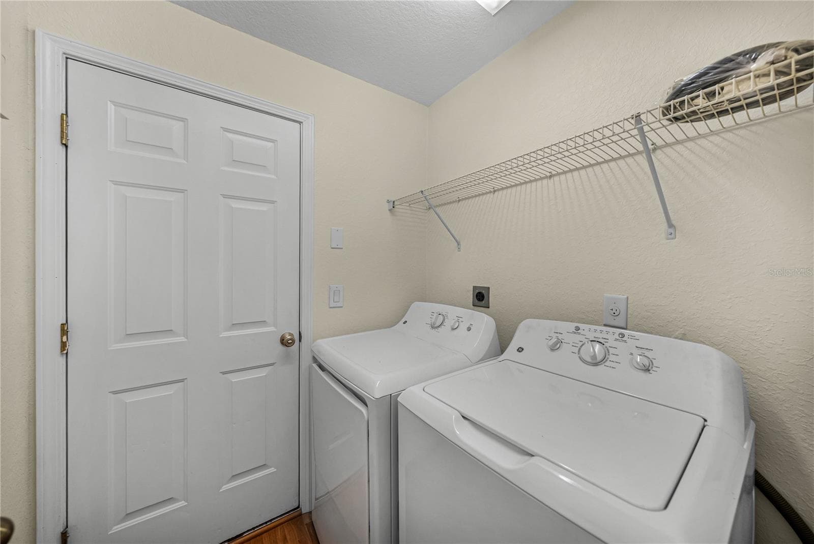 Single Family Residence at 11578 HAMMOCKS GLADE DR, RIVERVIEW, photo 28 of 48