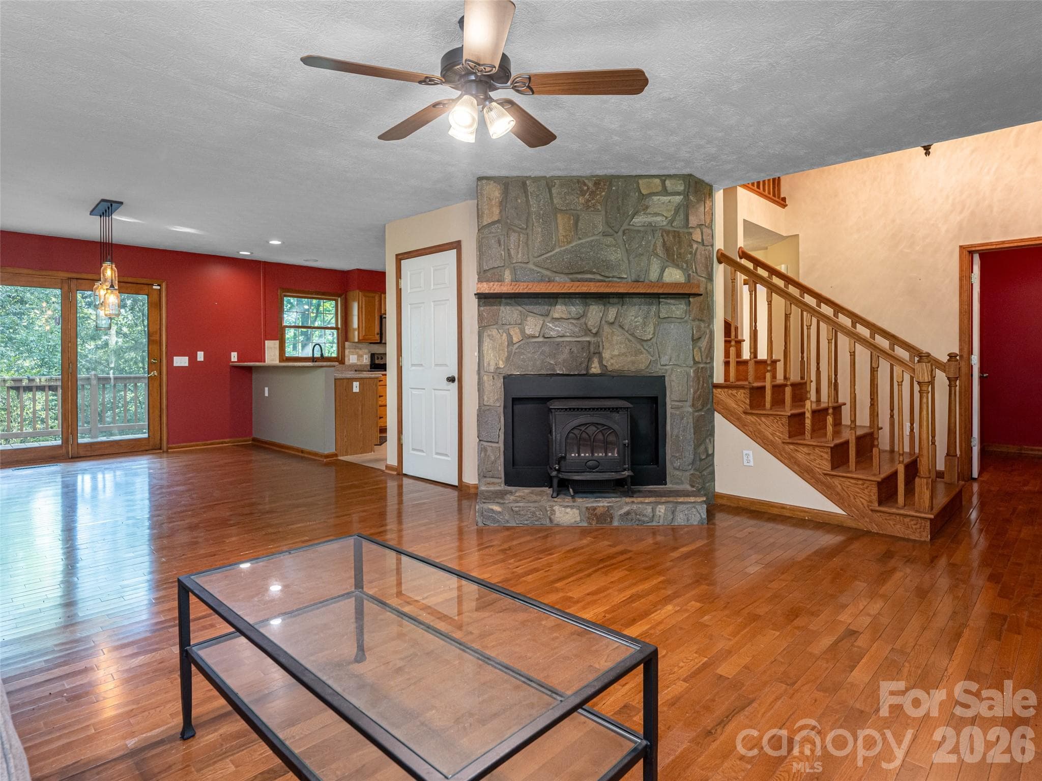 Single Family Residence at 12 Howling Waite Ridge, Candler, photo 10 of 38