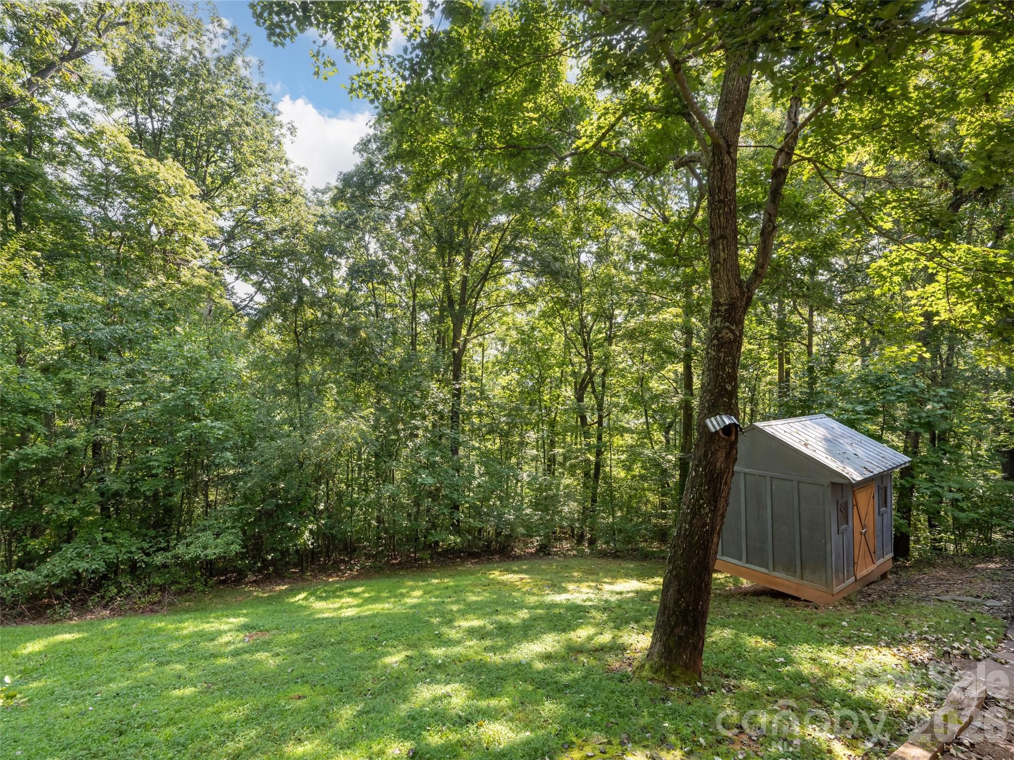 Single Family Residence at 12 Howling Waite Ridge, Candler, photo 33 of 38