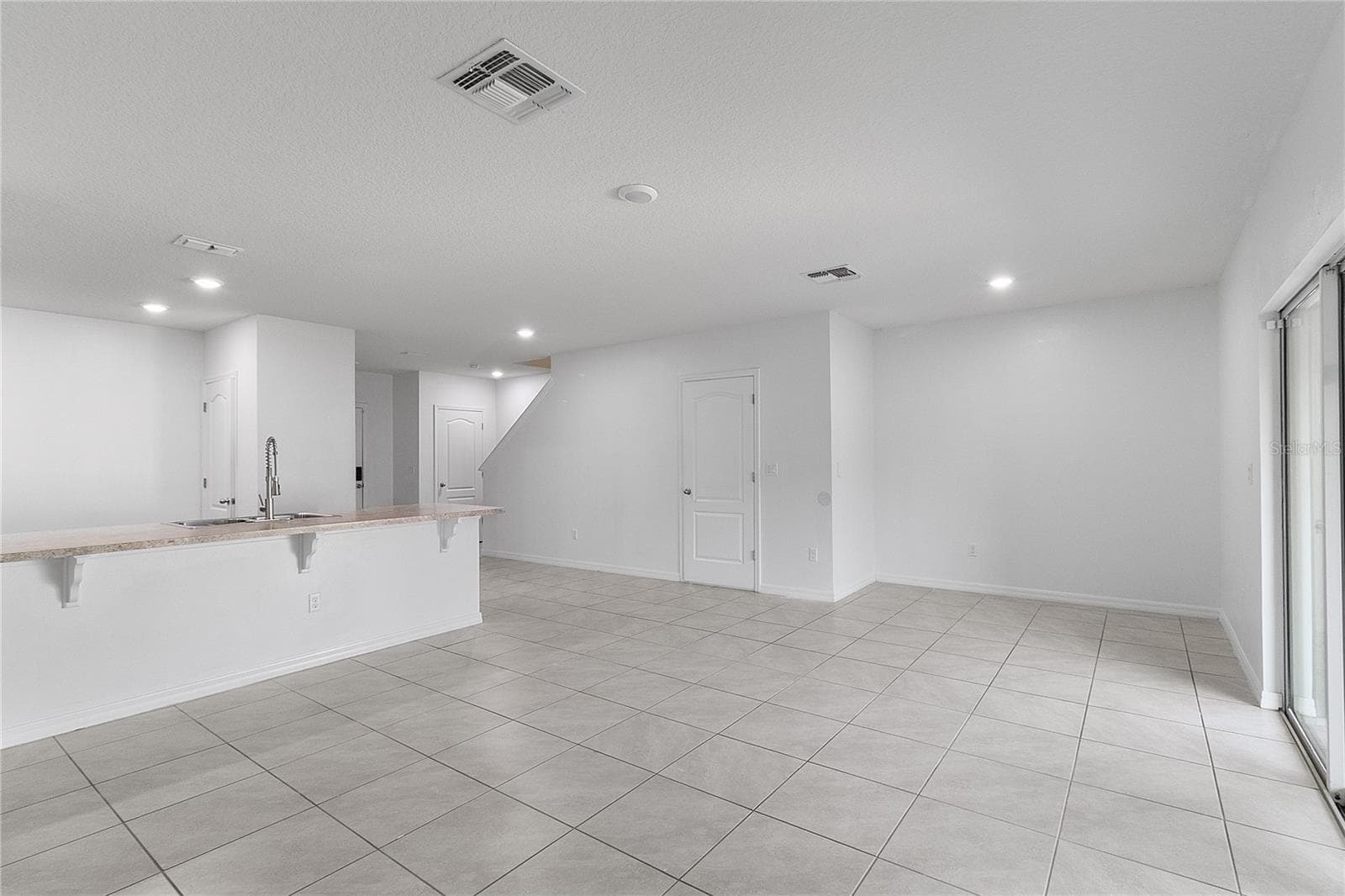 Townhouse at 9033 WILDFLOWER LN, KISSIMMEE, photo 14 of 51
