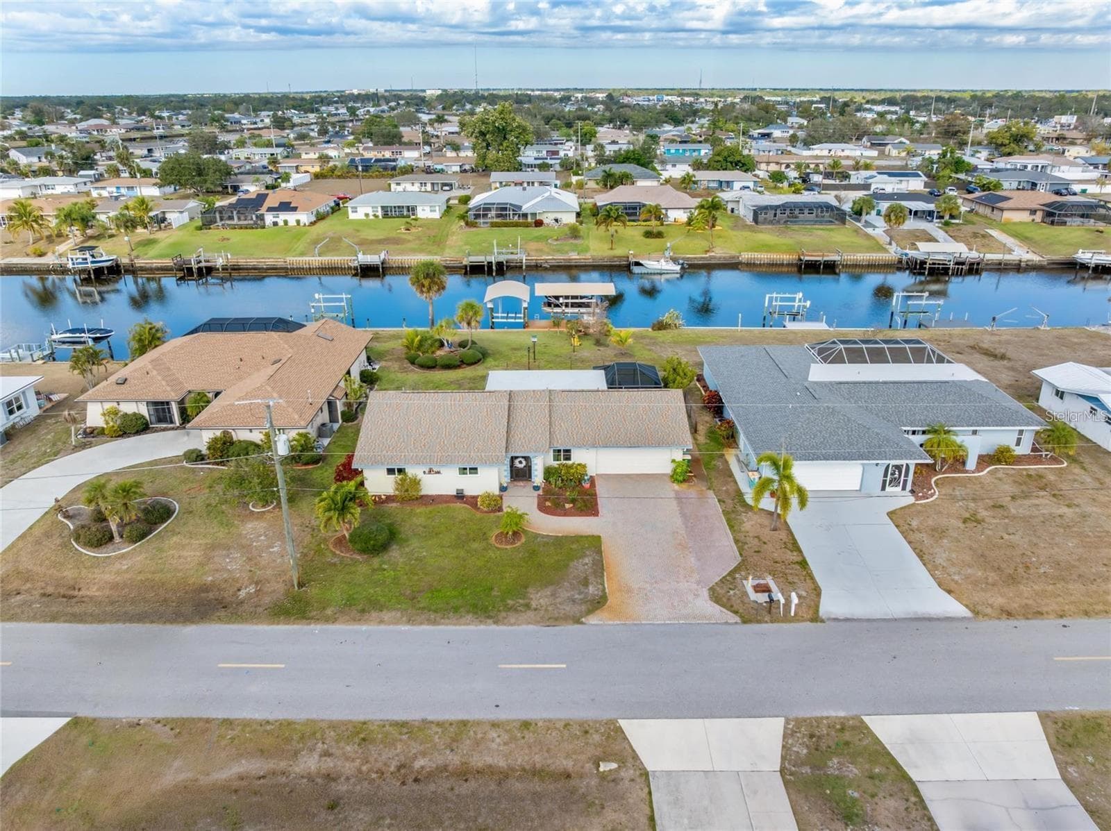 Single Family Residence at 774 SPRING LAKE BLVD NW, PORT CHARLOTTE, photo 27 of 30