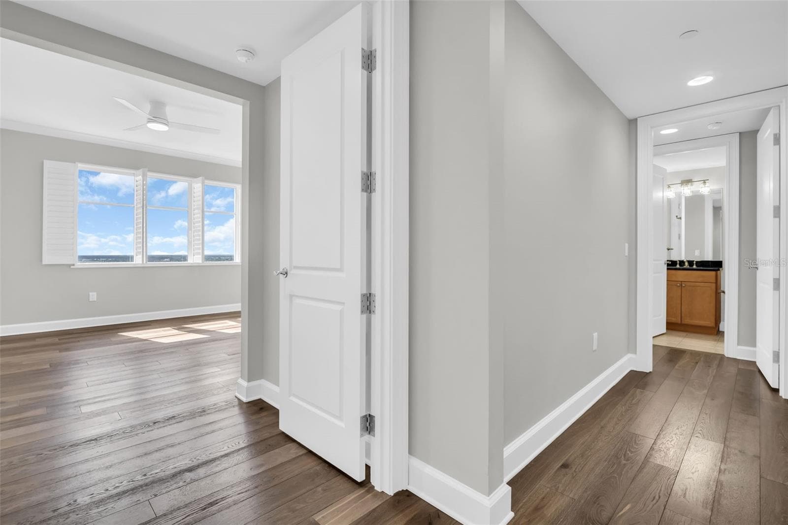 Entry to Guest Suite 2 - 300 BEACH DR NE #2604, ST PETERSBURG