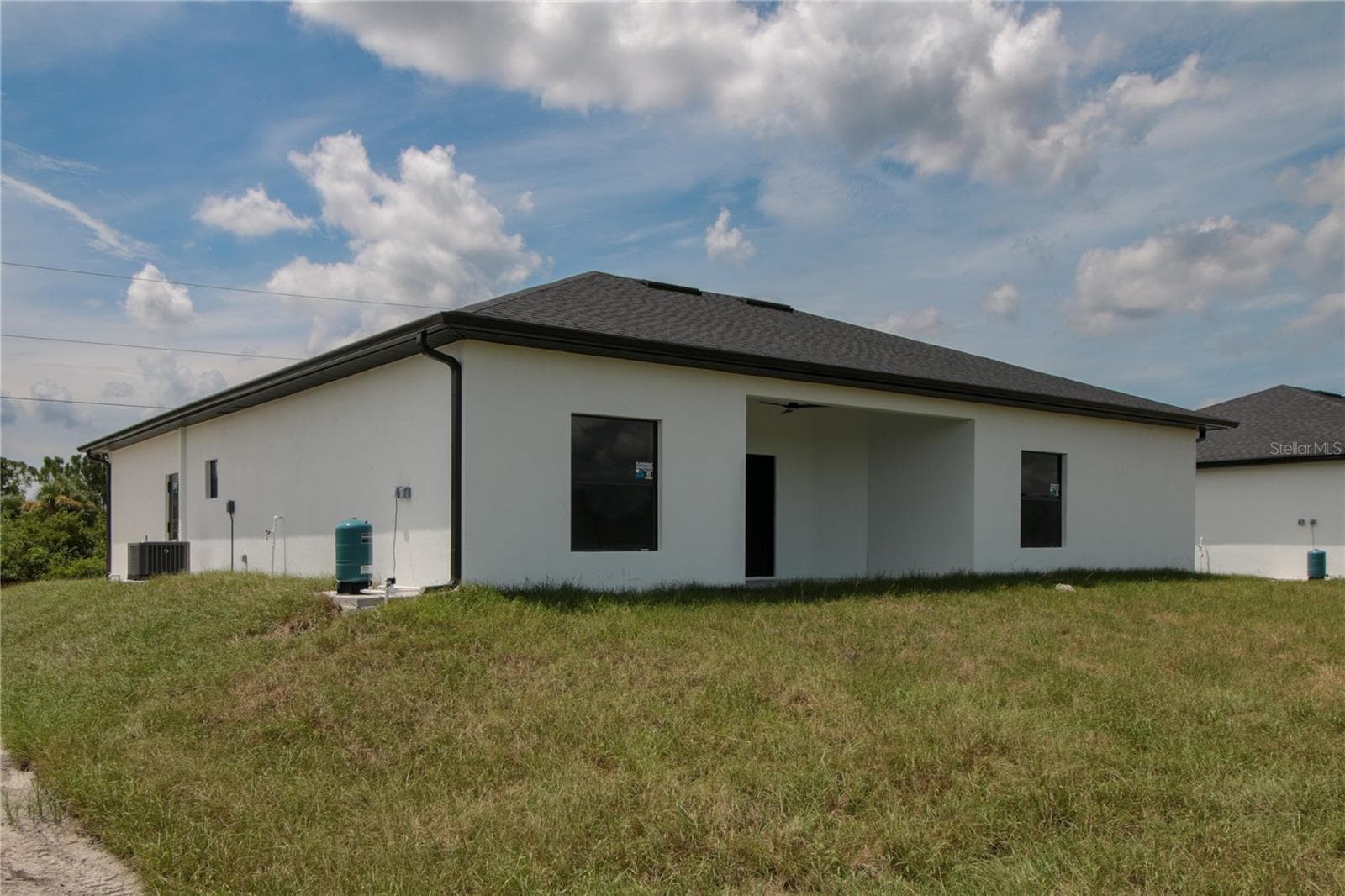 Single Family Residence at 945 COMMODORE ST, LEHIGH ACRES, photo 5 of 25