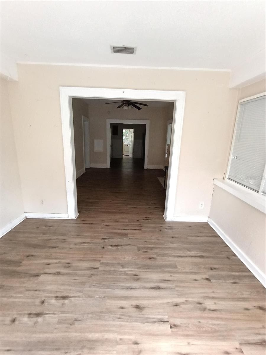 Single Family Residence at 1924 30TH ST S, ST PETERSBURG, photo 8 of 28