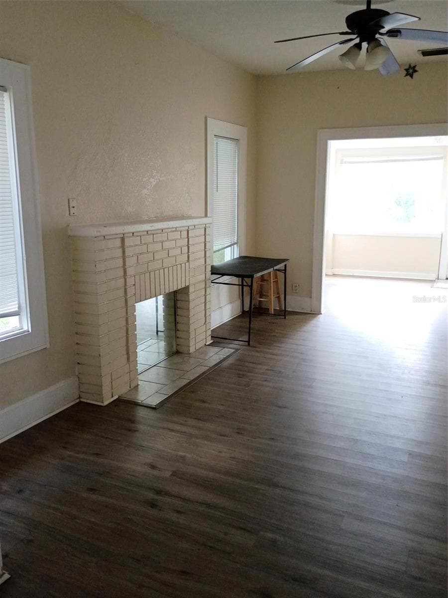 Single Family Residence at 1924 30TH ST S, ST PETERSBURG, photo 14 of 28