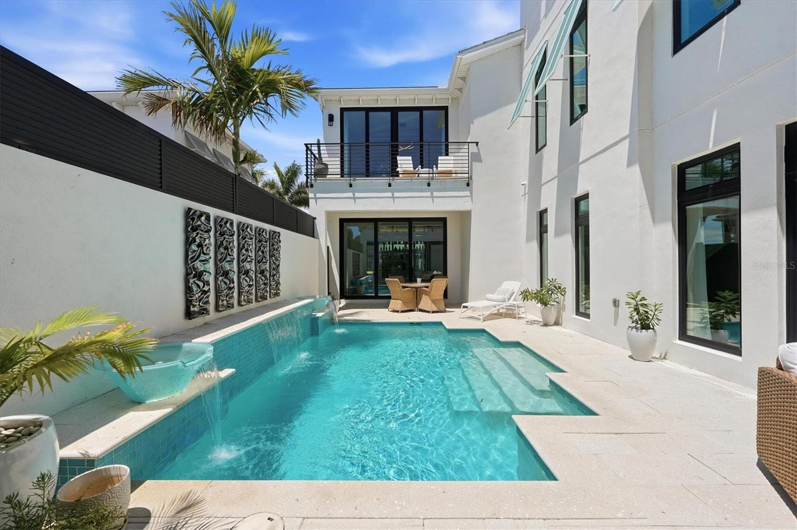 heated pool with salt - 5935 REDBAY BLVD, BRADENTON