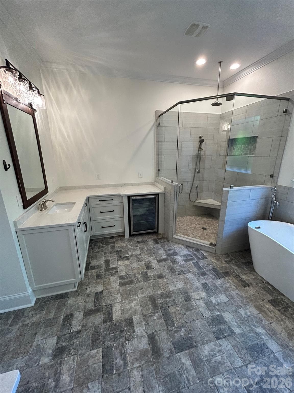 Primary Bathroom - 1686 Nestledown Court, Rock Hill