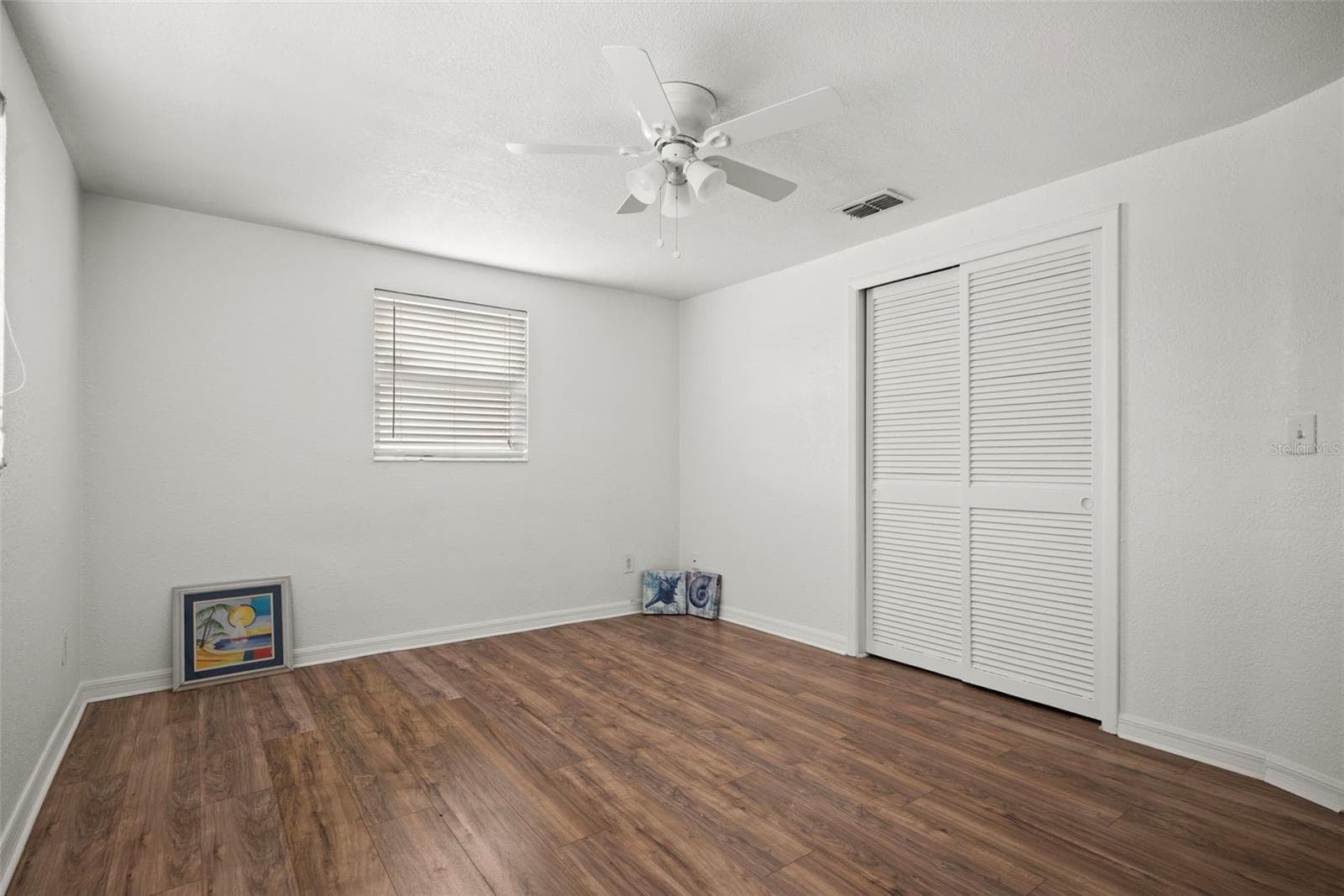 Single Family Residence at 3438 KIMBERLY OAKS DR, HOLIDAY, photo 15 of 33