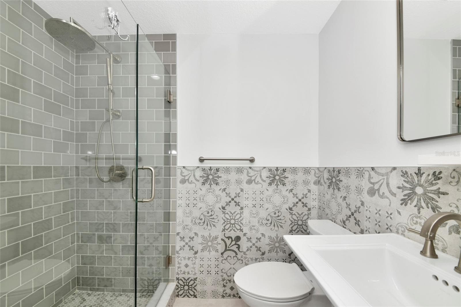Condominium at 729 SAINT JUDES DR S #2, LONGBOAT KEY, photo 31 of 44