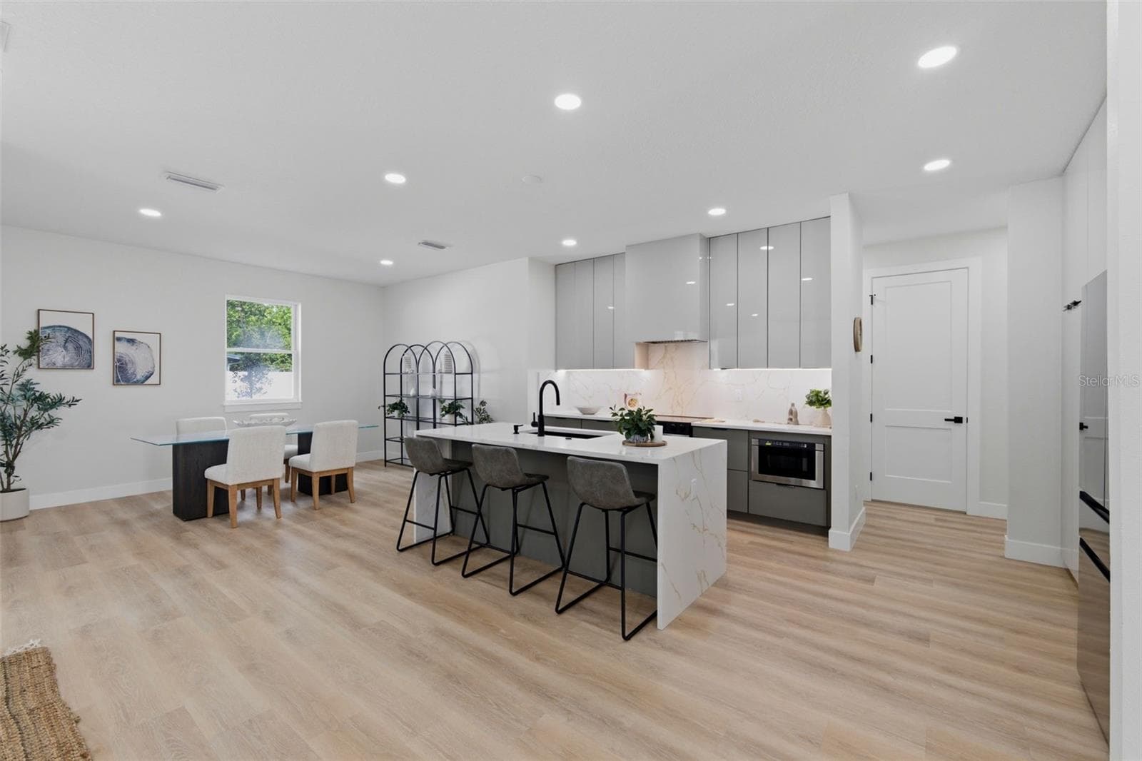 Single Family Residence at 6805 S ELEMETA ST, TAMPA, photo 20 of 91