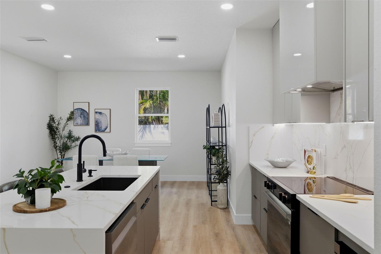 Single Family Residence at 6805 S ELEMETA ST, TAMPA, photo 27 of 91