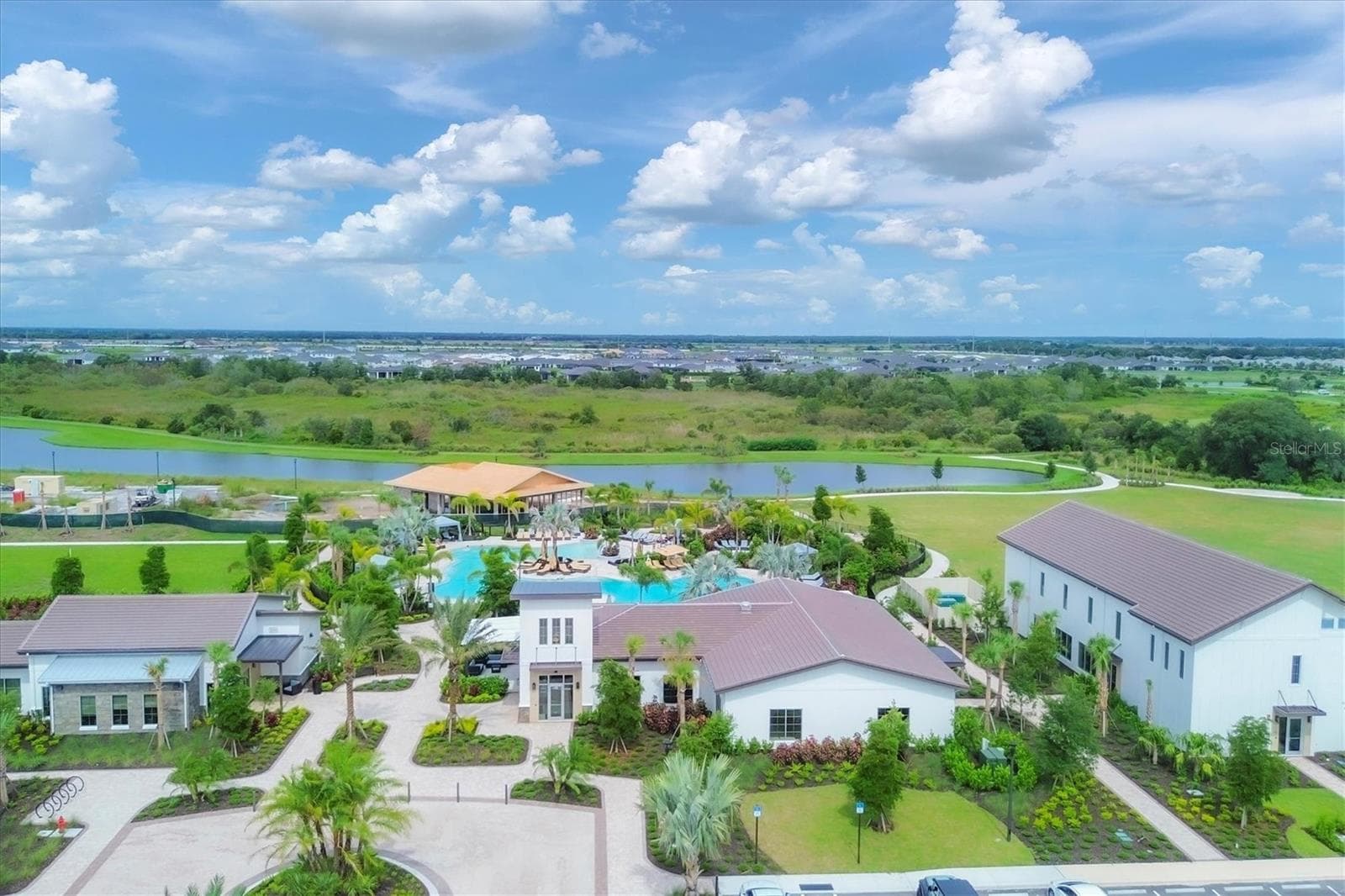 Single Family Residence at 17218 BARNWOOD PL, LAKEWOOD RANCH, photo 27 of 56